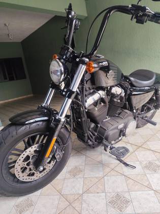 HARLEY-DAVIDSON SPORTSTER 1200 CUSTOM 